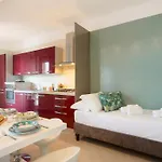 Apartmanhotel Skygate - Airport With Terrace Bari