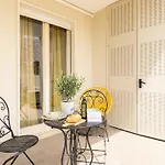 Apartmanhotel Skygate - Airport With Terrace Bari